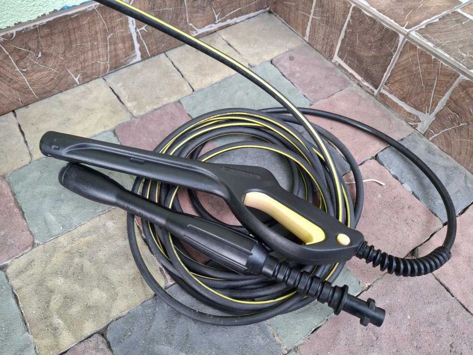Мийка високого тиску Karcher 620М