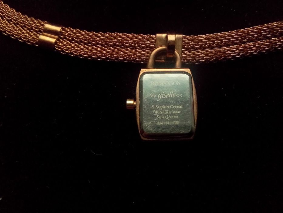 Швейцарскчасы ROMANSON glselle с камнем