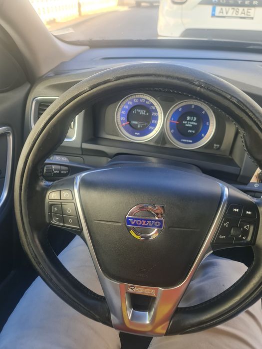 Volvo S60 R-Design