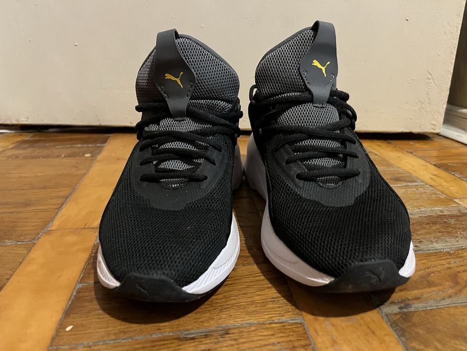 Продам оригінальні кросівки PUMA 40 розмір
