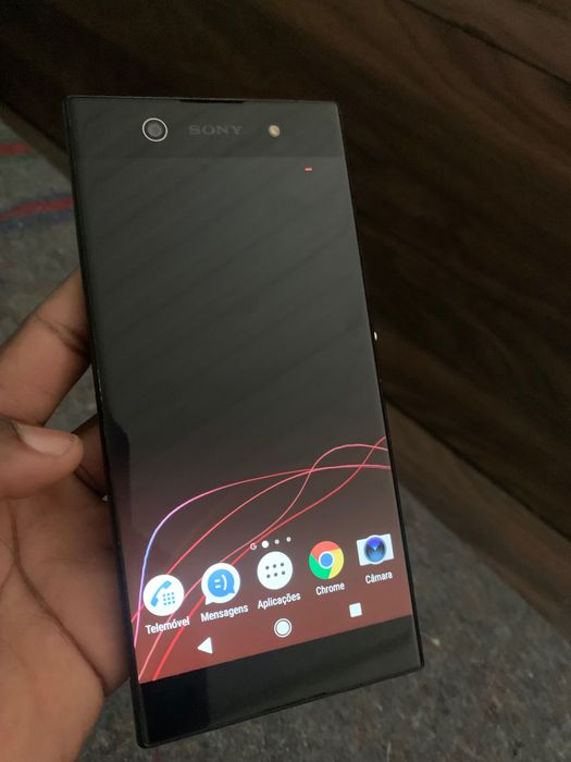 Telemóvel Sony  xperia  em bom estado