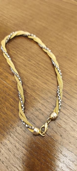 Colar bonito e original