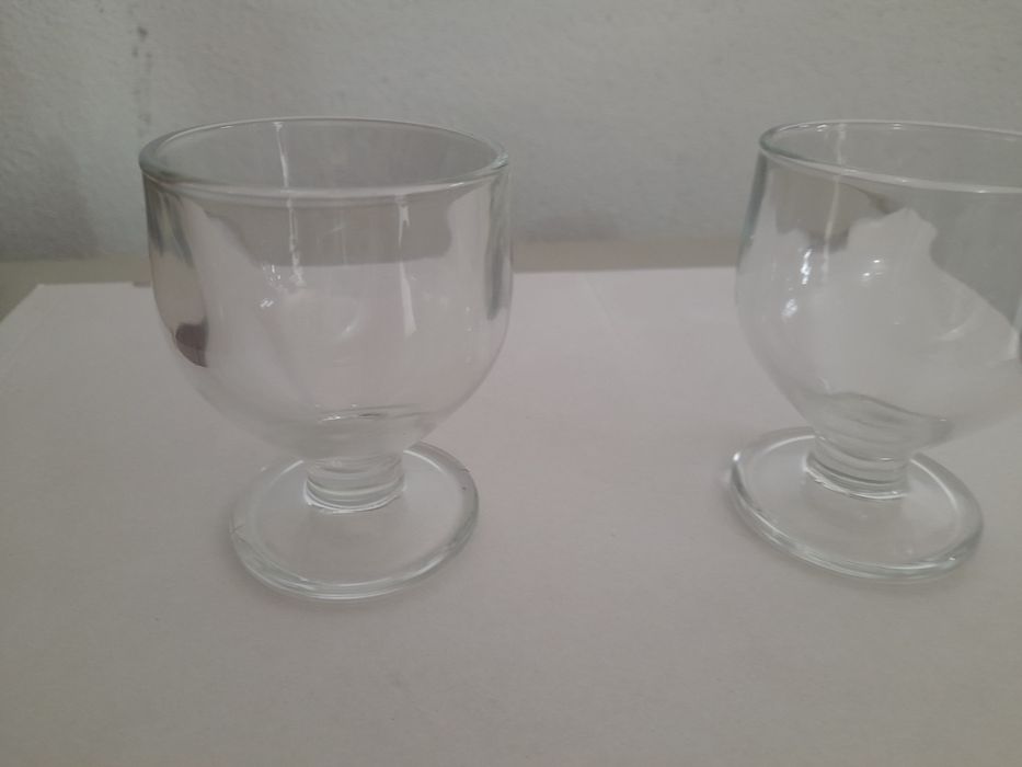 Glass Cups with Stem442544391466536961
