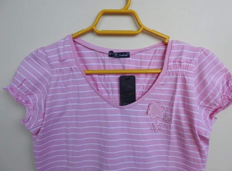 Blusa rosa flor - Tam. L NOVA