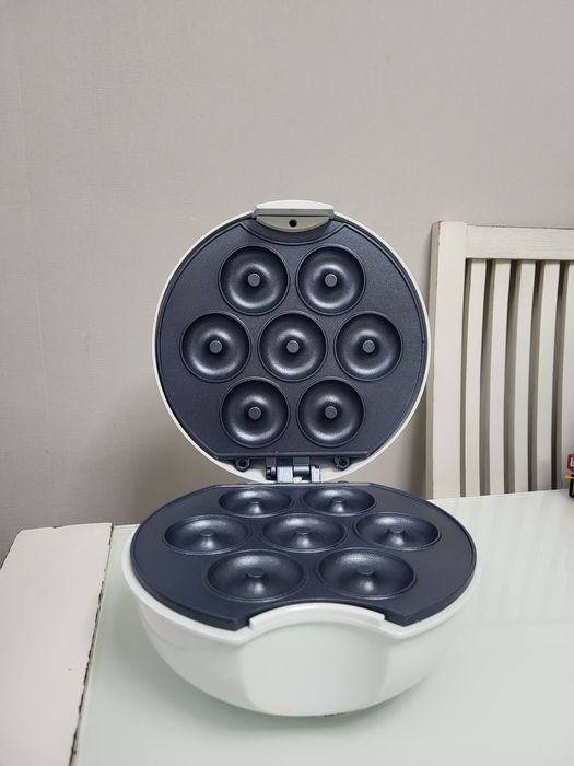 Машинка для пончиків вафельница