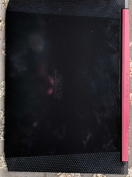 Acer Nitro 5 usado GTx 1050 8gb Ram 512 GB SSD