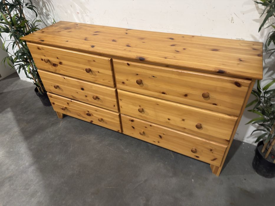 Ładna komoda sosnowa 6 szuflad super stan dowóz wysyłka