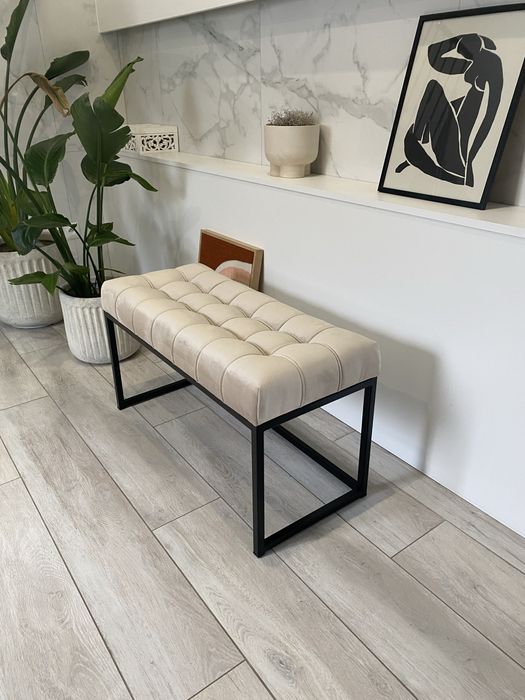 Okazja Ławka tapicerowna beżowa siedzisko do przedpokoju pufa pikowna