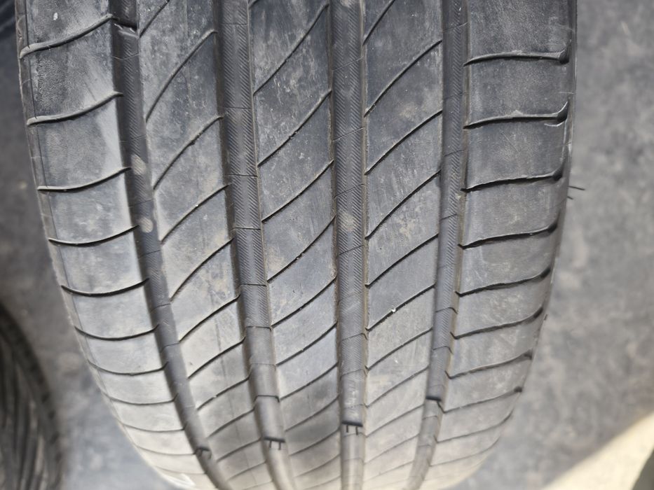 Pojedyncza 235 45r18 98V Michelin e.primacy 2023r