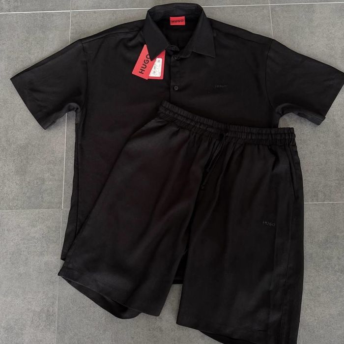 Чоловічий костюм з льону Hugo Boss