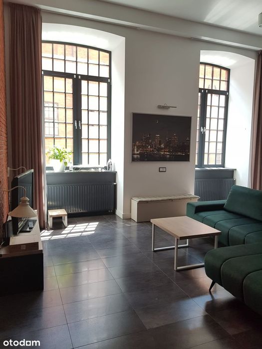 mieszkanie - loft u Scheiblera w glownym wejsciu