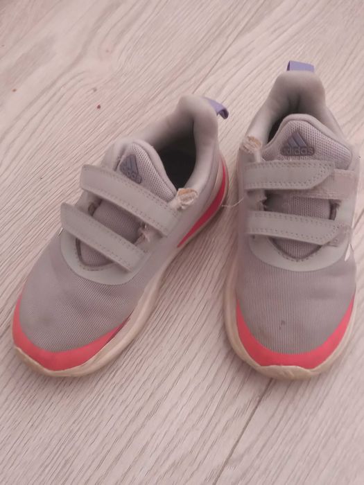 Buty dla dziewczynki adidas