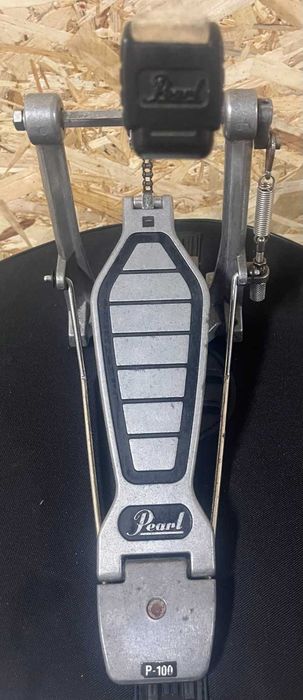 Pedal de Bombo Pearl P100