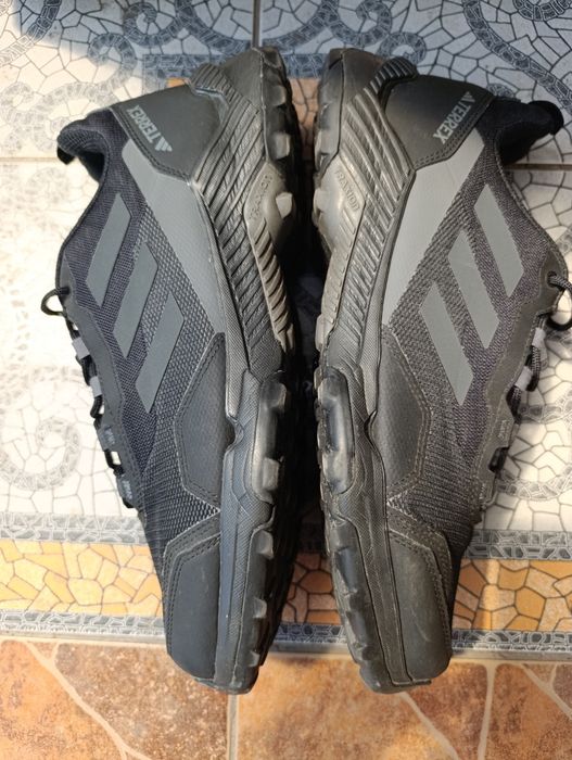 Adidas 45-46p. чоловічі трекінгові кросівки