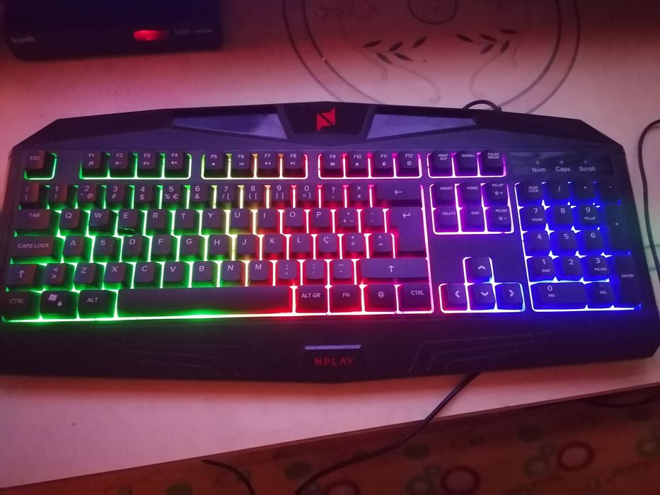 Teclado e rato para pc ou consola