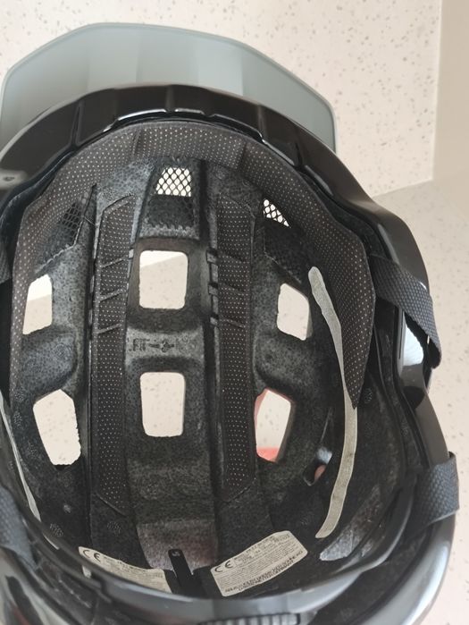 Capacete BTT Abus Modrop