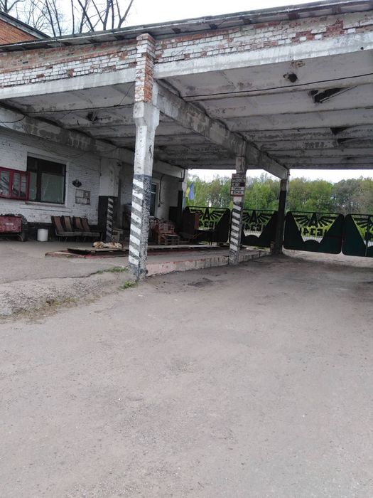 Продаж комплексу нежитлових приміщень