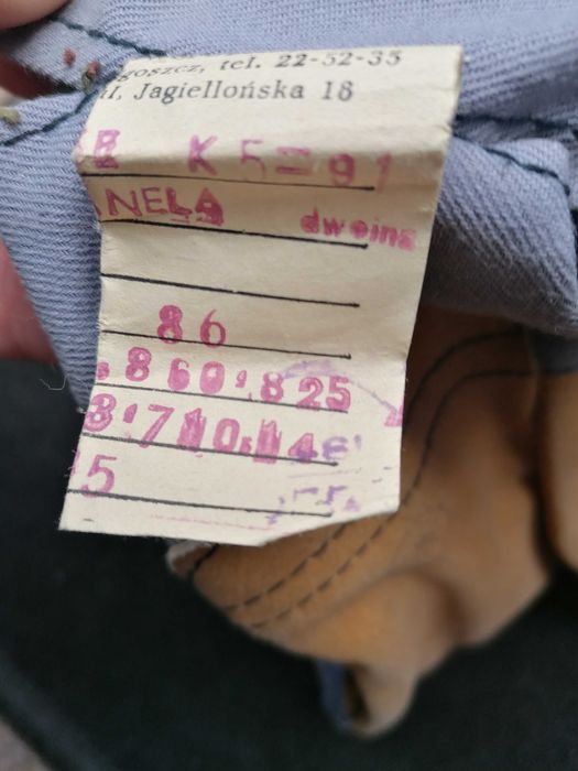 Rękawice robocze z czasów PRL