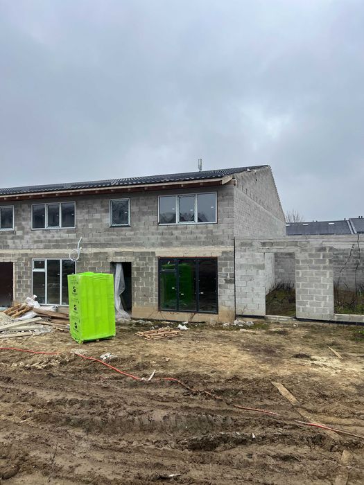 Продам котедж у Ременові