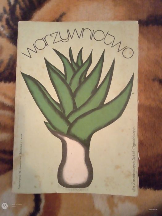 Sprzedam książkę warzywnictwo