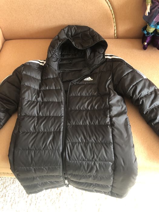 Абсолютно нова куртка adidas