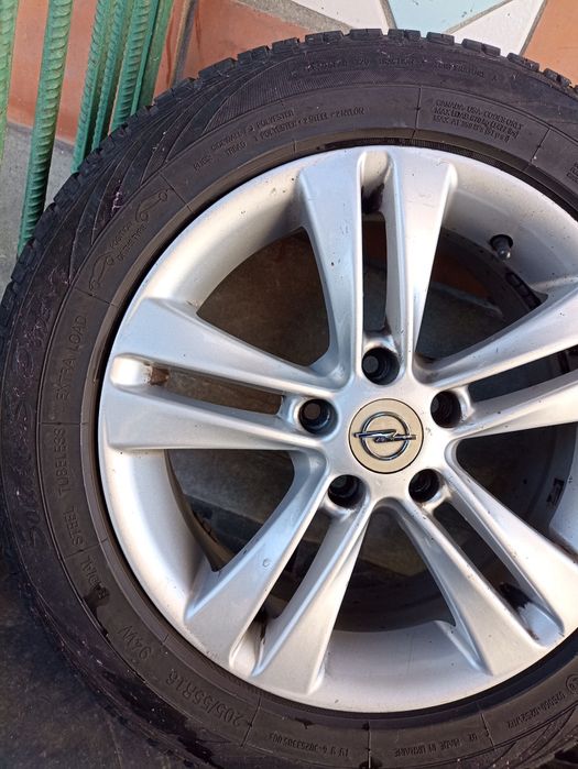 Колеса. Опель Зафіра, Астра.Комплект літньої резини R16.