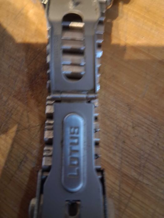 Relogio Marca LOTUS Modelo 18668