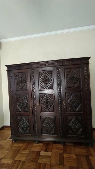 Mobília de quarto estilo D.. Maria