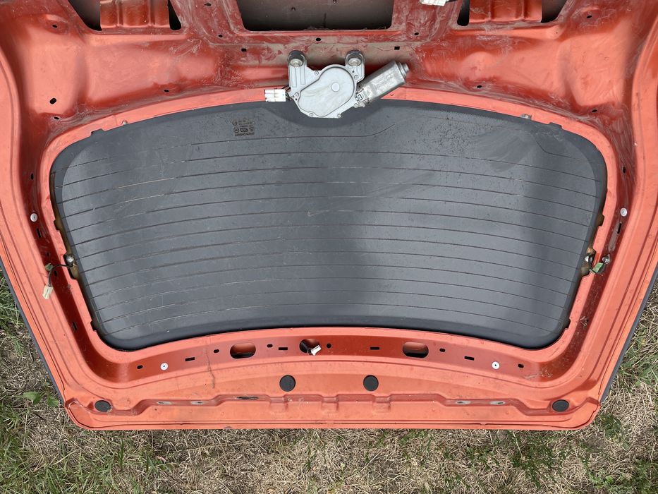 Задняя крышка багажника /ляда со стеклом SsangYong Korando  2012