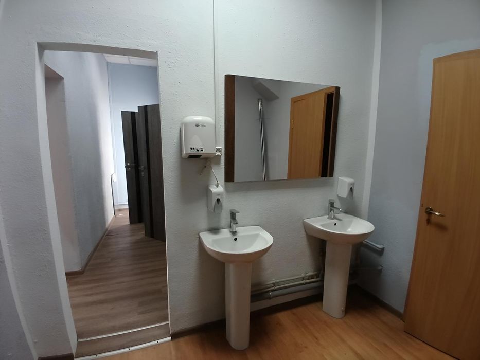 Аренда помещения: офис 595 м2, отапливается