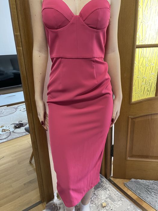 Сукня 38 розмір.Одягала один раз на свято