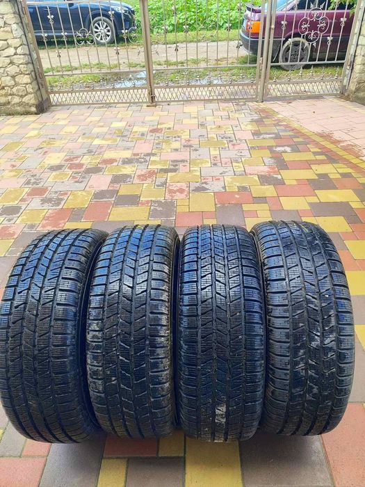 Шини Pirelli Scorpion 235/65 r 17