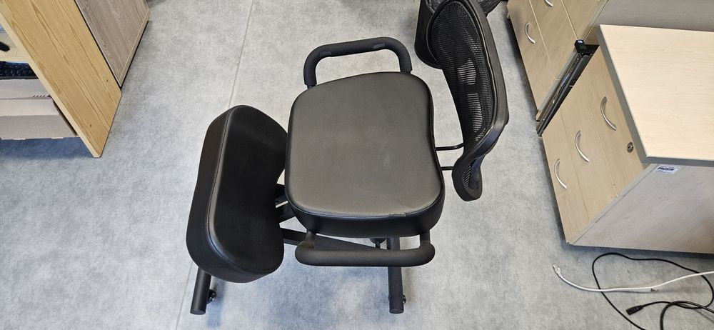 Klękosiad klęcznik krzesło ergonomiczne