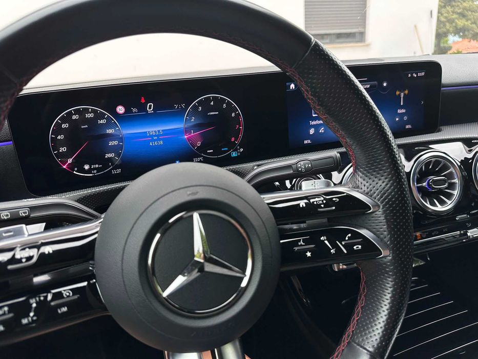 Mercedes Benz A200 AMG LINE