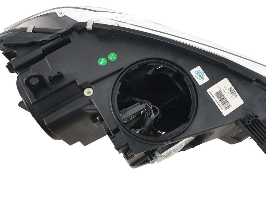 Передние фары Bi-Xenon No Adaptive комплектные на BMW X5 F15 2013-2018 года