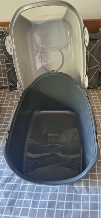 WC gato por estrear