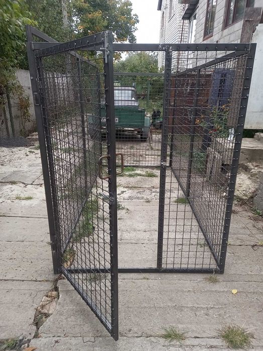 забор из сетки - рабица, секции, ограждения для забора.