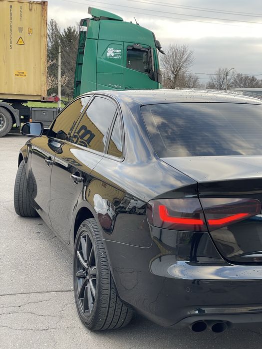 Audi А4B8 ,Офіційна ,двигун Gen3