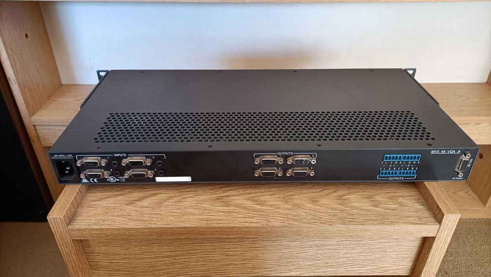 VGA/Audio Matrix Switcher - Extron MVX 44 VGA A
