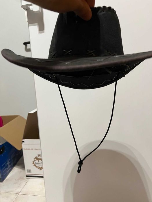 Chapéu estilo cowboy