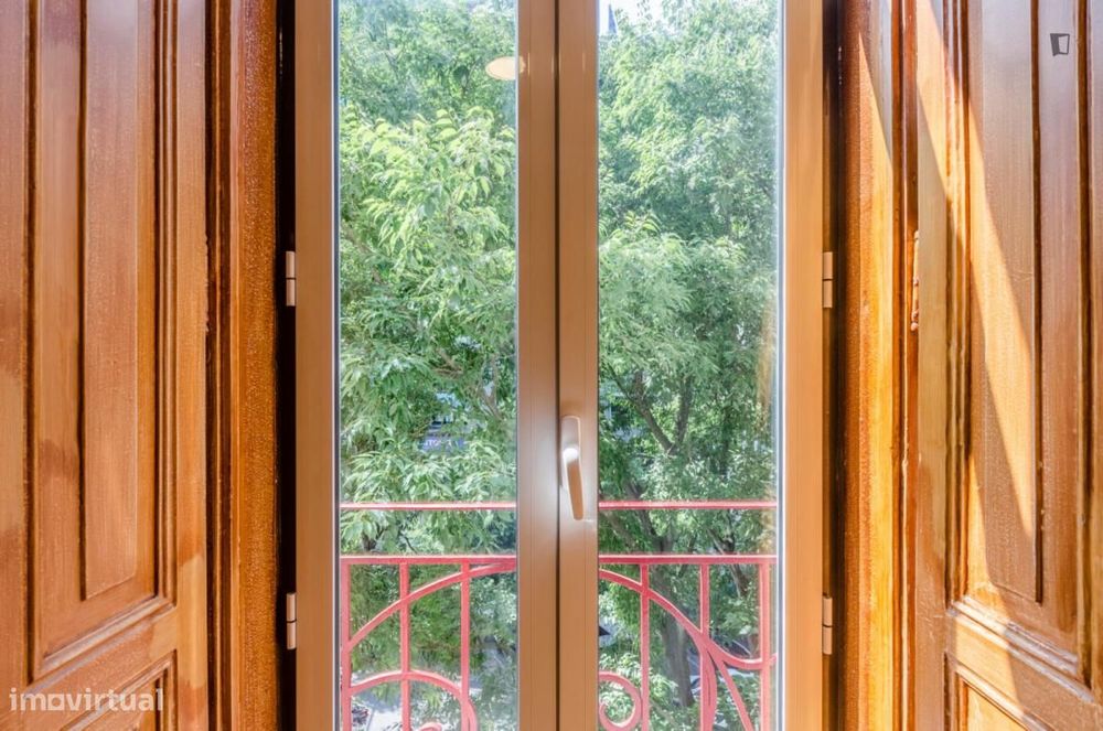 Quarto - localizado em Avenida da Liberdade Lisbon
