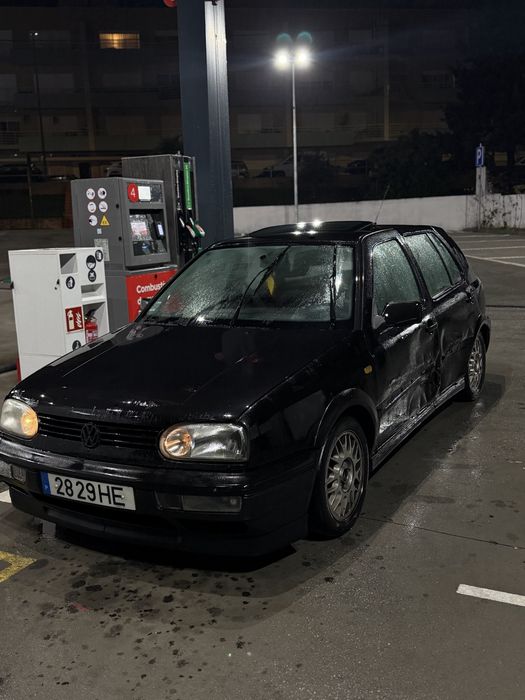 Golf 3 1.6 carro em muito bom estado de motor — photo 4