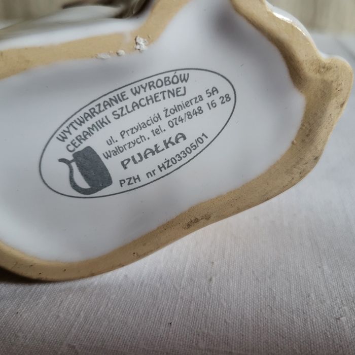 Pijałka ceramiczna do wód mineralnych