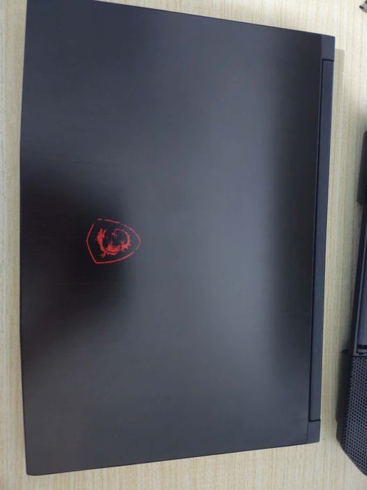Sprzedam laptop gamingowy