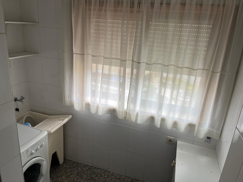 Apartamento T1 - Sao Felix da Marinha