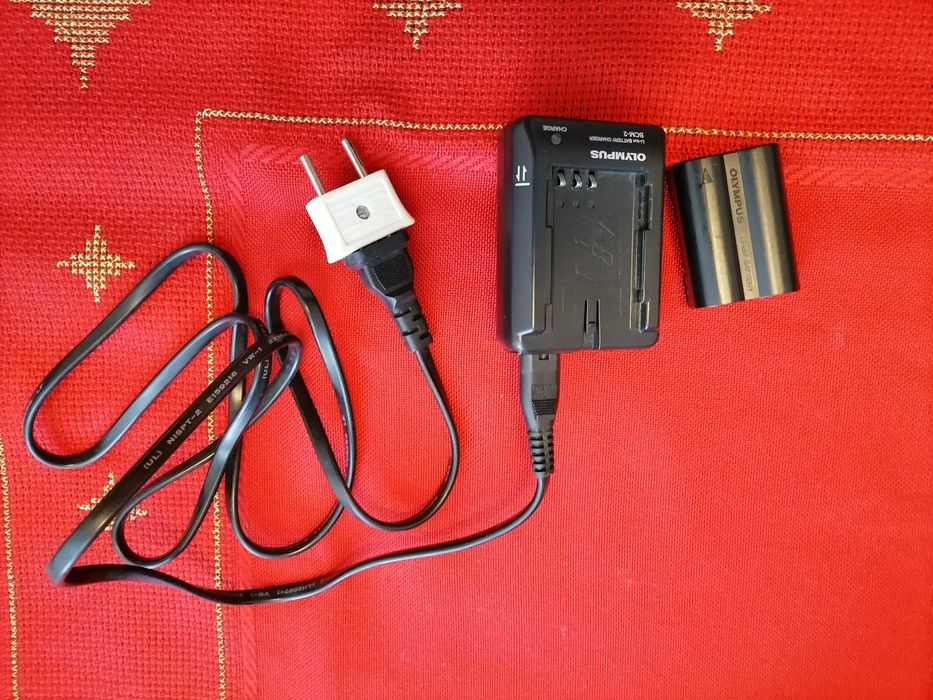 Máquina fotográfica Olympus camedia C-5060 wide zoom