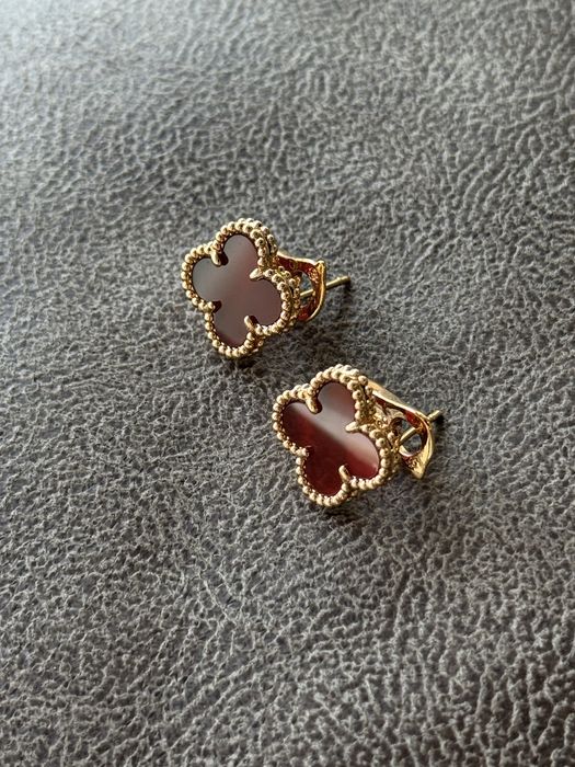 Сережки  Van Cleef & Arpels