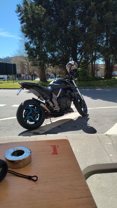 Honda CB1000r 2011