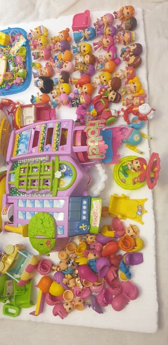 Grande lote de pinypons com muitos acessórios