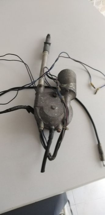 Antena eléctrica, vintage a funcionar.